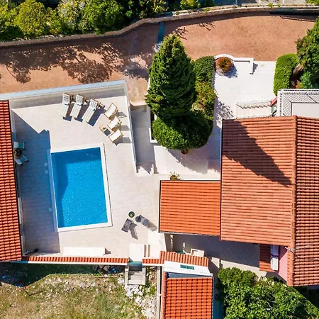Holiday home Nice In Mlini-brasina With Kitchen *