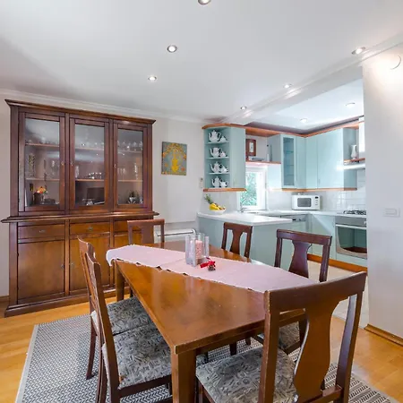 Дом отдыха Nice In Mlini-brasina With Kitchen Млини